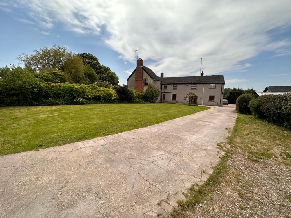 THE COTTAGE, KIRKBY PARKS FARM, PARK LANE
